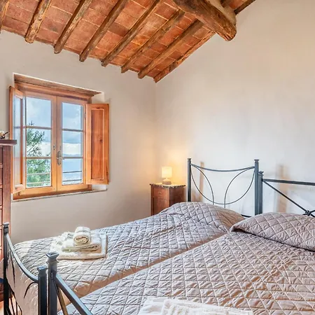 Casa Serena A Capannori 펜션 *